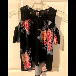 Adorable black with floral top sz 14/16 girls by Kid’s Can’t Miss